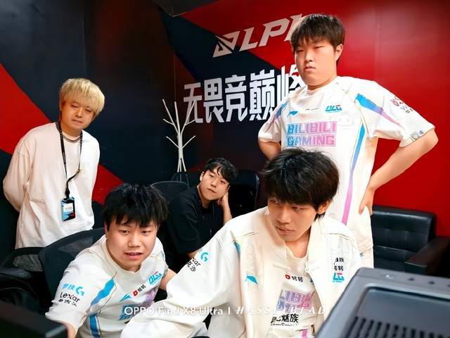 被双方球迷 被双方球迷