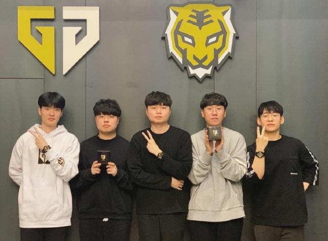 主动转为被 主动转为被